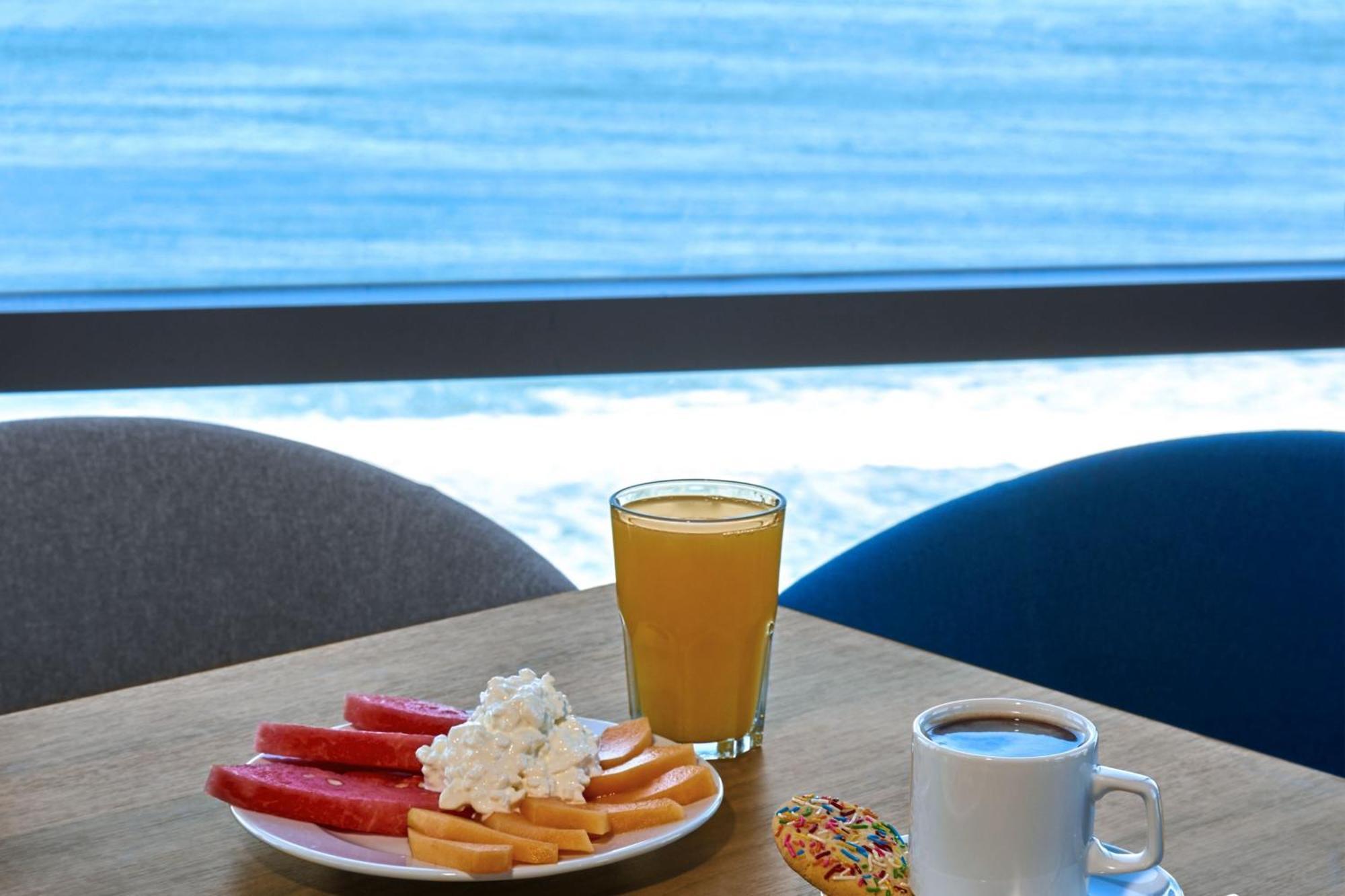 City Express Plus By Marriott إنسينادا المظهر الخارجي الصورة